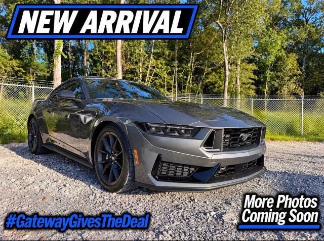 2025 Ford Mustang Dark Horse