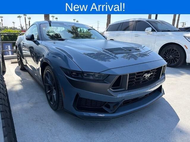 2024 Ford Mustang Dark Horse