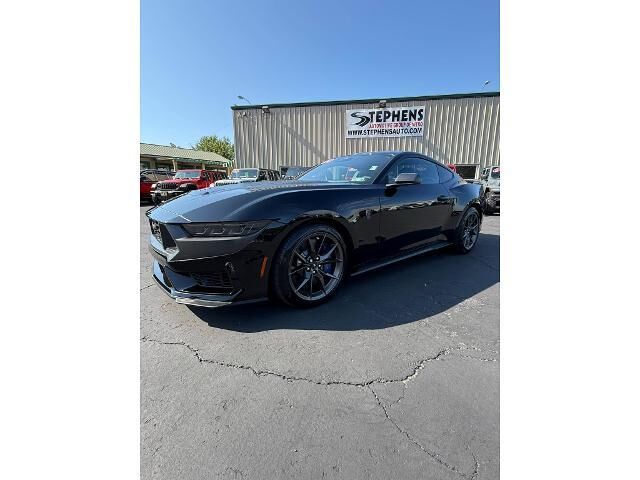 2024 Ford Mustang Dark Horse