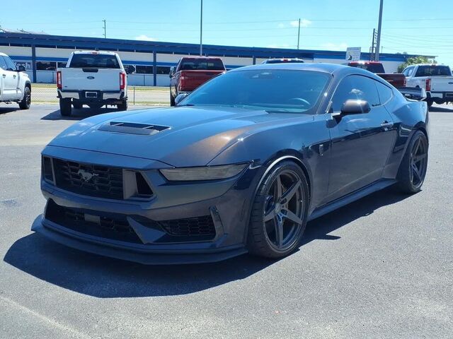 2025 Ford Mustang Dark Horse