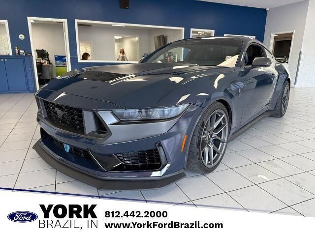2025 Ford Mustang Dark Horse
