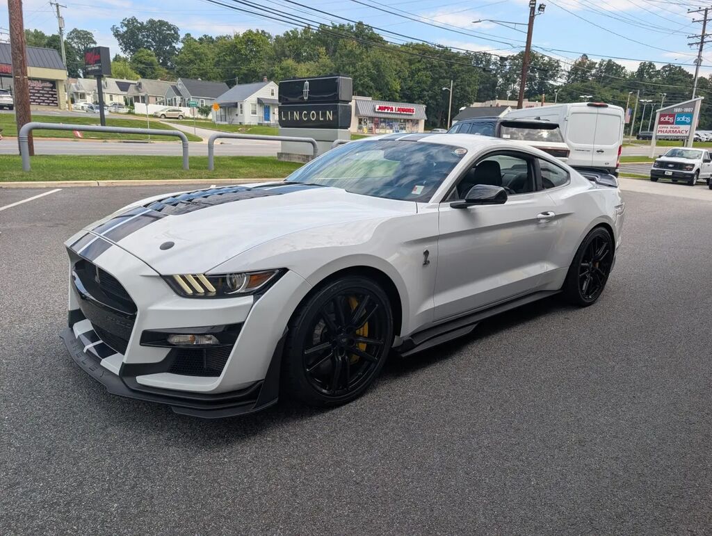 2022 Ford Mustang Shelby GT500 — photo 1 of 13