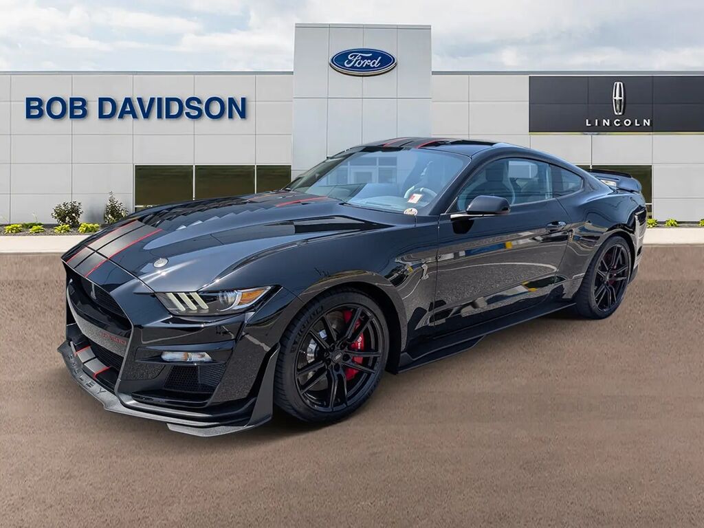 2022 Ford Mustang Shelby GT500 — photo 1 of 13