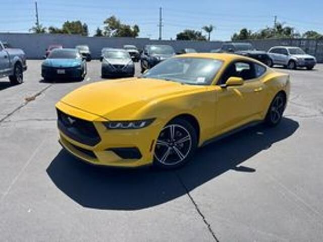 2024 Ford Mustang EcoBoost