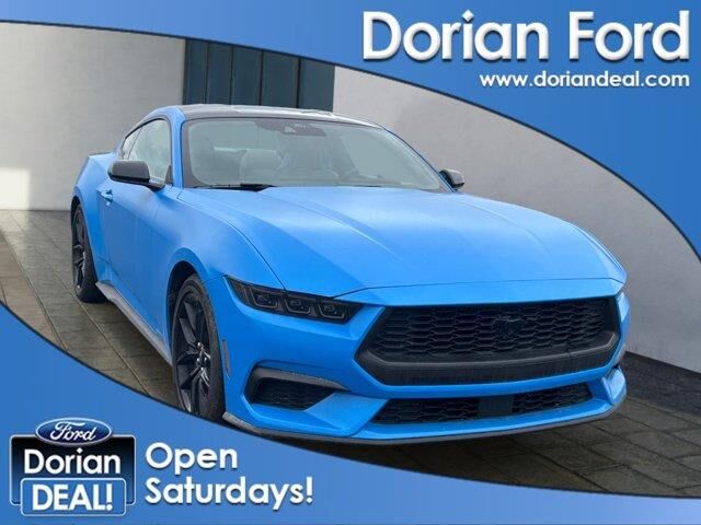 2026 Ford Mustang EcoBoost — photo 1 of 13