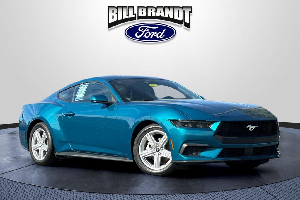 2026 Ford Mustang EcoBoost — photo 1 of 13