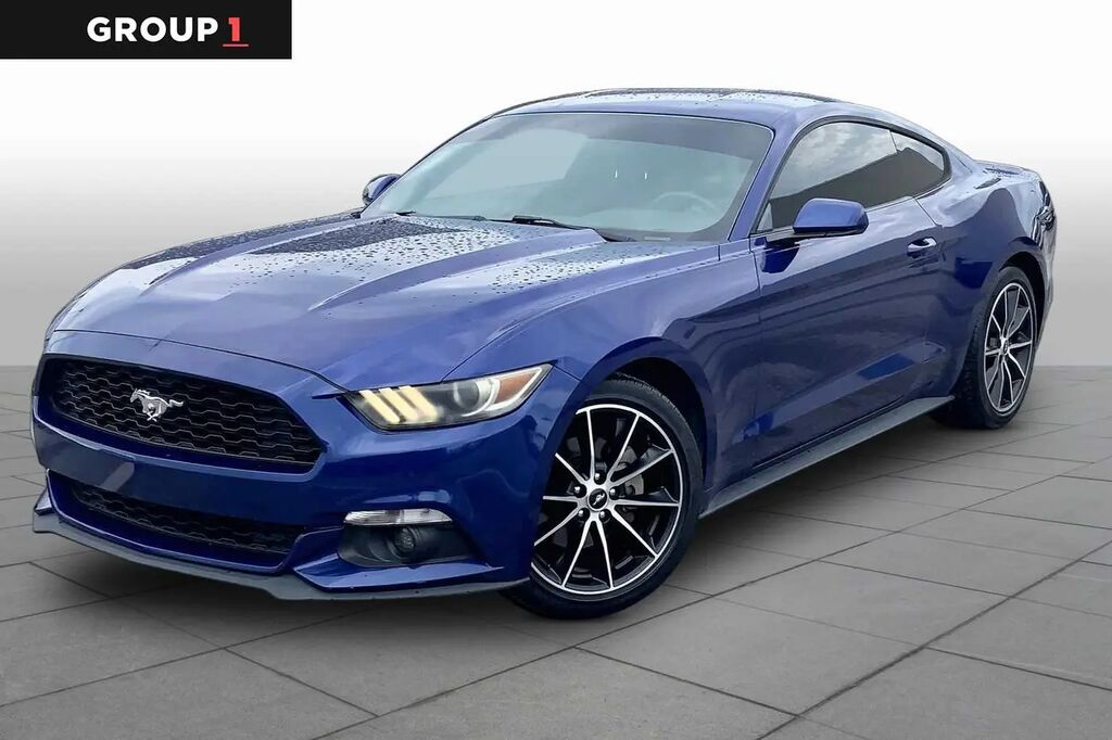 2016 Ford Mustang EcoBoost — photo 1 of 12