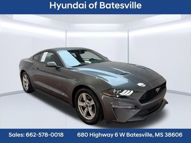 2022 Ford Mustang EcoBoost