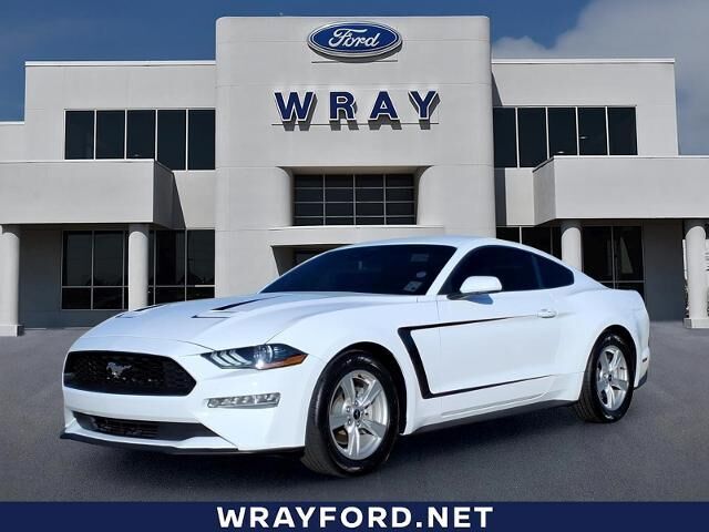2022 Ford Mustang EcoBoost