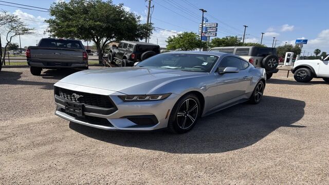 2024 Ford Mustang EcoBoost