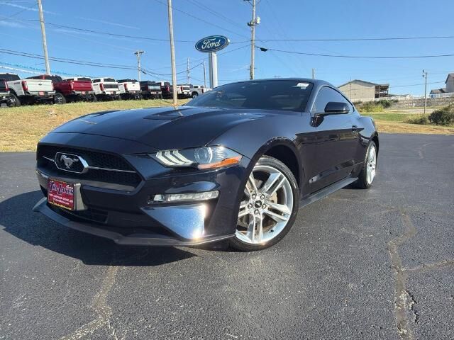2021 Ford Mustang EcoBoost Premium — photo 1 of 13