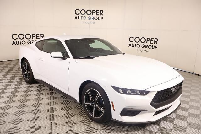 2024 Ford Mustang EcoBoost