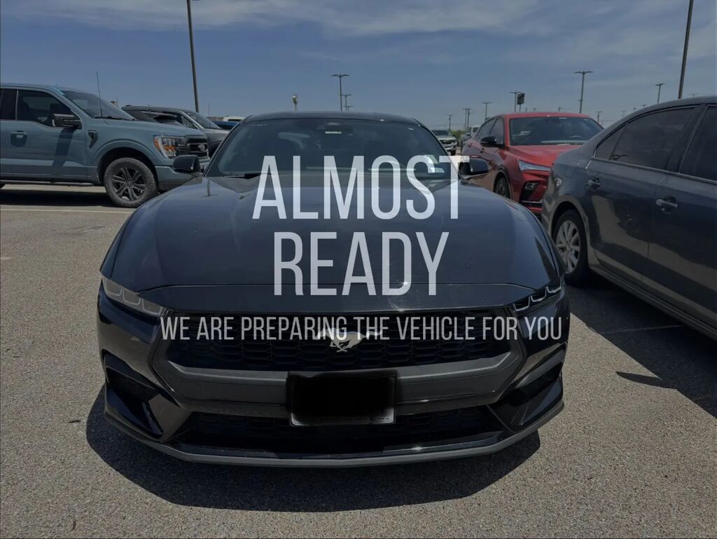 2025 Ford Mustang EcoBoost — photo 1 of 8