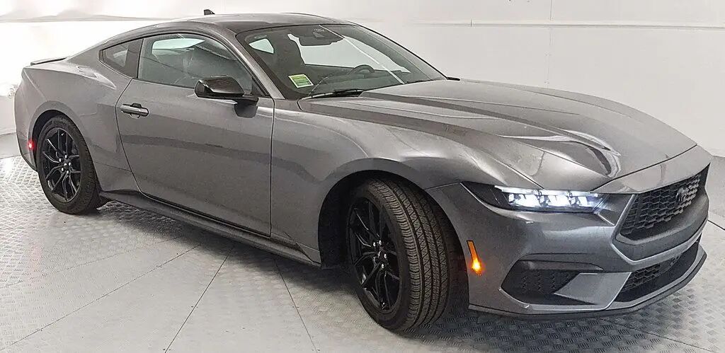 2025 Ford Mustang EcoBoost