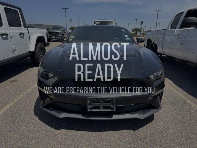 2022 Ford Mustang EcoBoost — photo 1 of 13