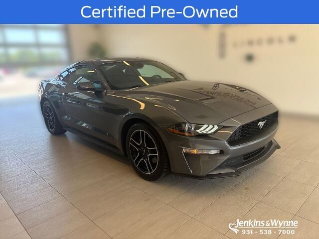2022 Ford Mustang EcoBoost