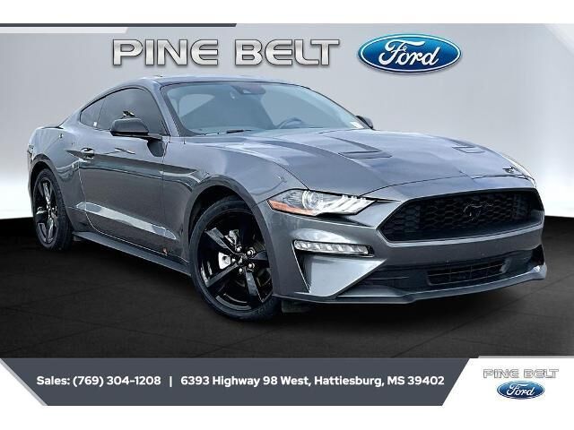 2021 Ford Mustang EcoBoost