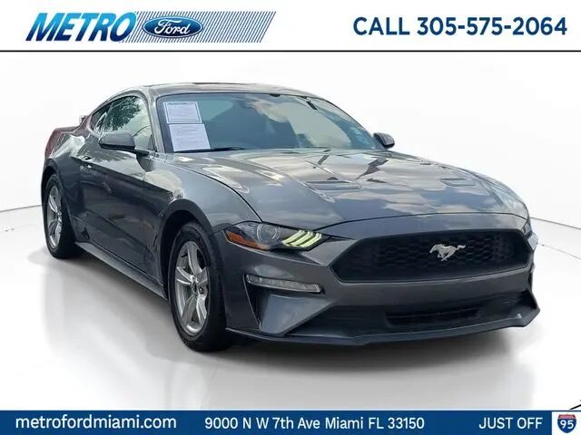 2022 Ford Mustang EcoBoost