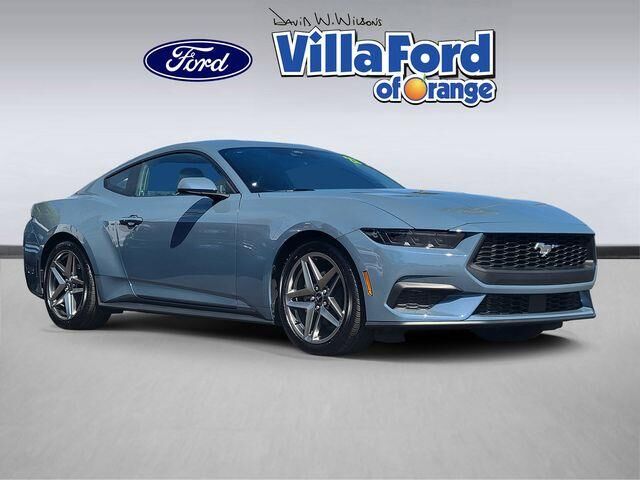 2026 Ford Mustang EcoBoost — photo 1 of 13