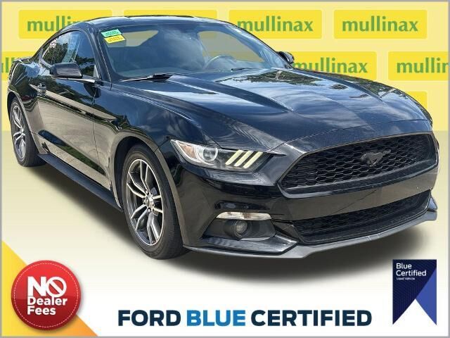 2017 Ford Mustang EcoBoost — photo 1 of 10