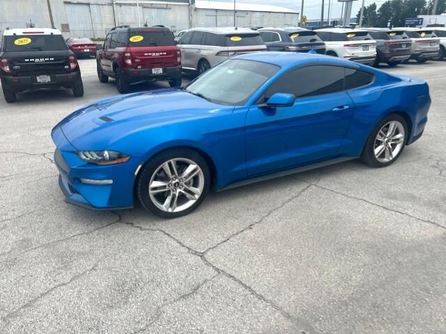 2021 Ford Mustang EcoBoost