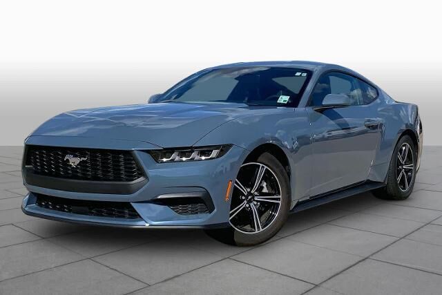 2025 Ford Mustang EcoBoost — photo 1 of 13
