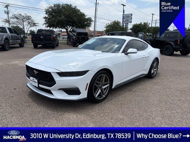 2025 Ford Mustang EcoBoost — photo 1 of 7
