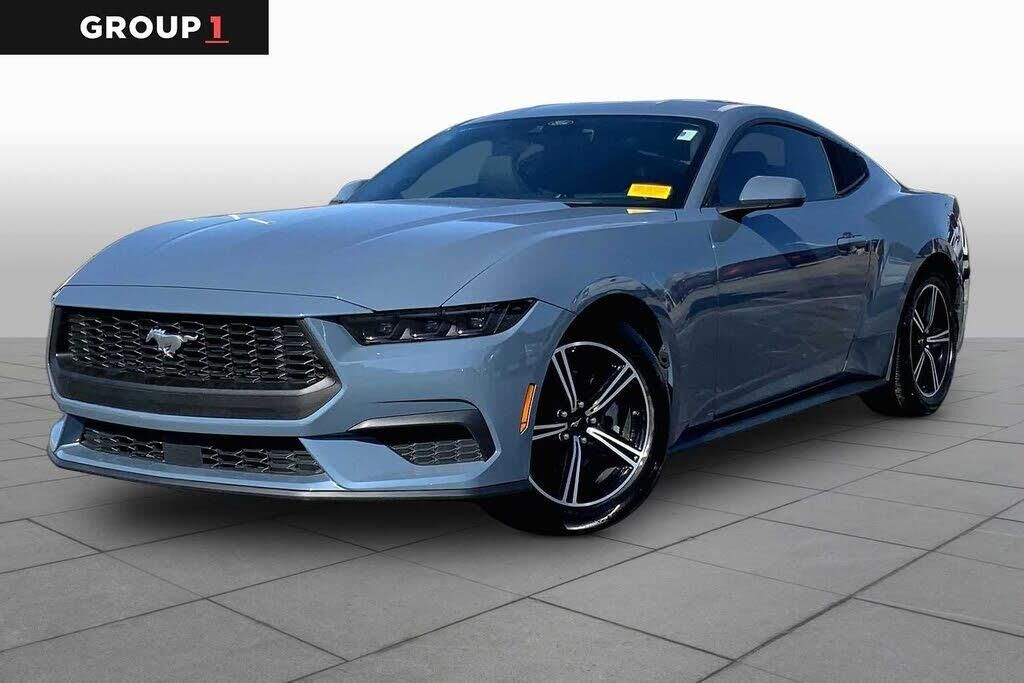 2025 Ford Mustang EcoBoost — photo 1 of 1