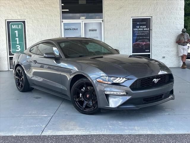 2022 Ford Mustang EcoBoost — photo 1 of 13
