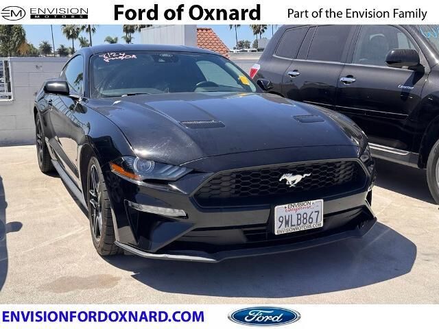 2022 Ford Mustang EcoBoost — photo 1 of 3