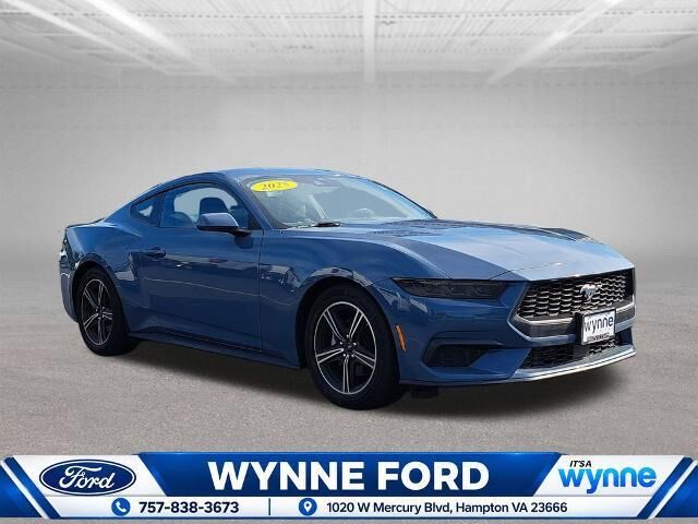 2025 Ford Mustang EcoBoost
