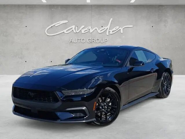 2025 Ford Mustang EcoBoost — photo 1 of 13
