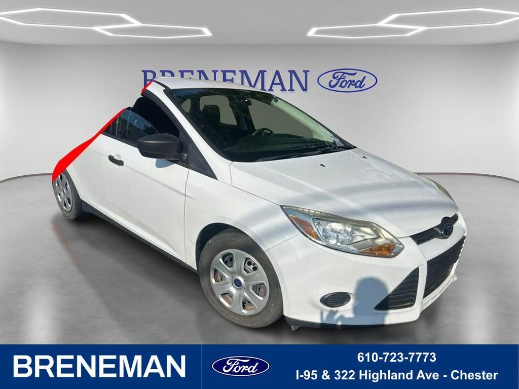 2013 Ford Focus S — photo 1 of 1
