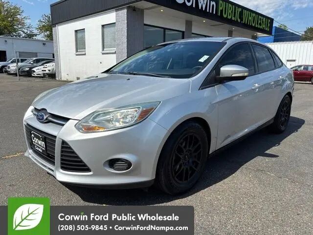 2014 Ford Focus SE — photo 1 of 13
