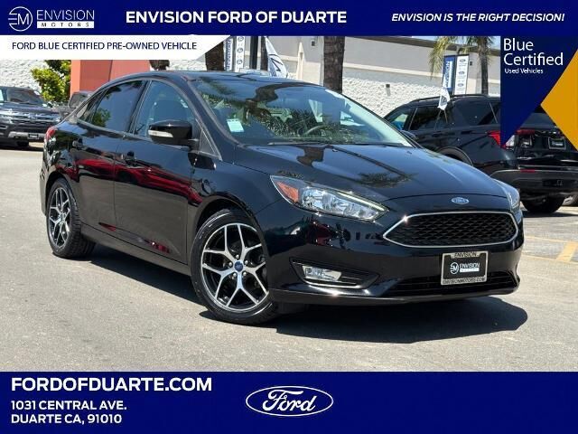 2017 Ford Focus SEL — photo 1 of 13