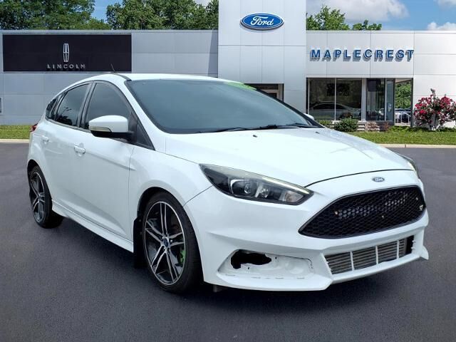 2017 Ford Focus ST
