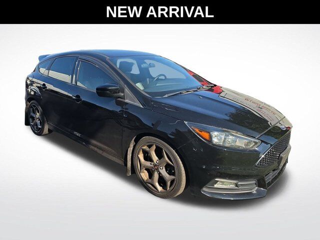 2018 Ford Focus ST
