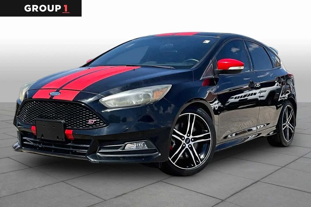2016 Ford Focus ST — photo 1 of 13