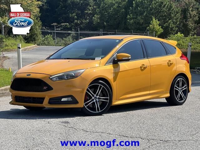 2016 Ford Focus ST — photo 1 of 13
