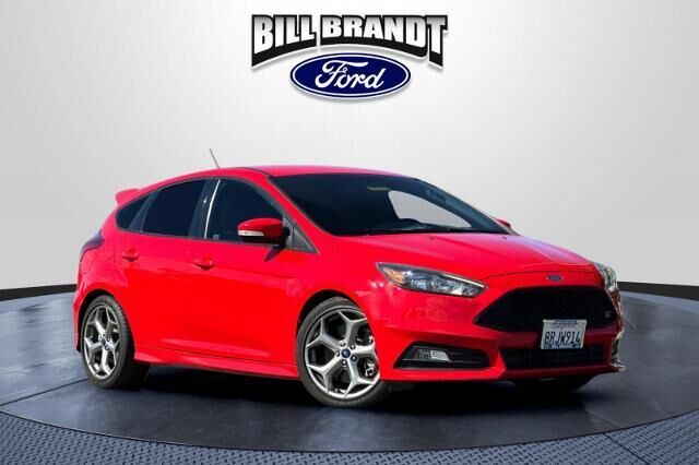 2017 Ford Focus ST