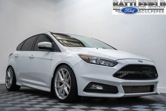 2017 Ford Focus ST