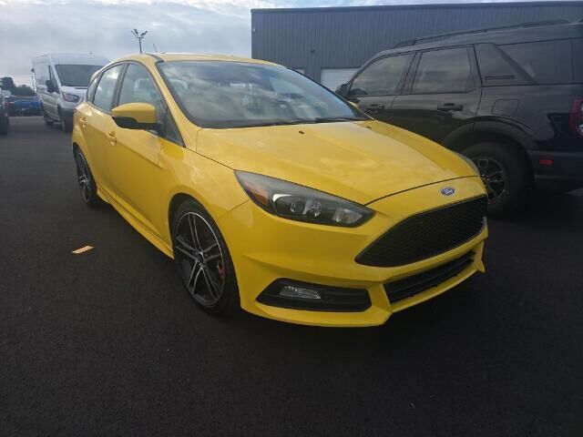 2017 Ford Focus ST