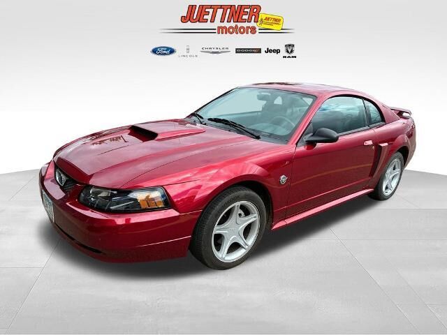 2004 Ford Mustang GT Deluxe