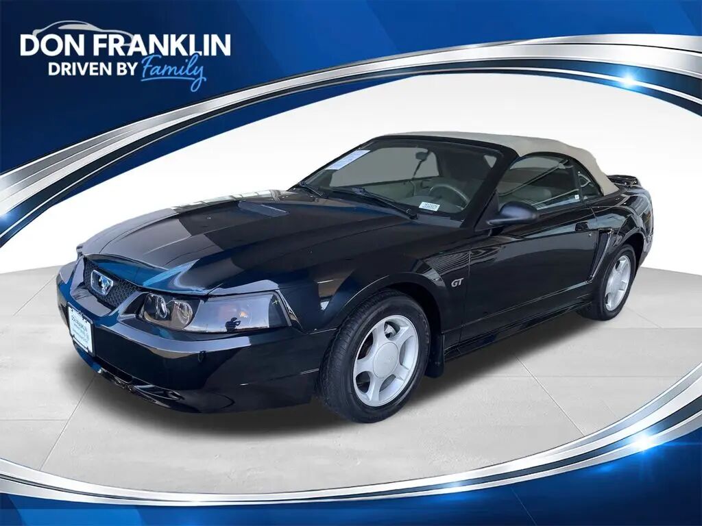 2000 Ford Mustang GT — photo 1 of 13