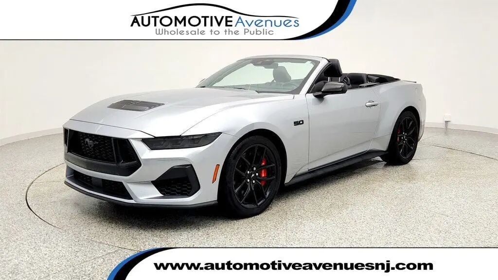 2025 Ford Mustang GT Premium — photo 1 of 13