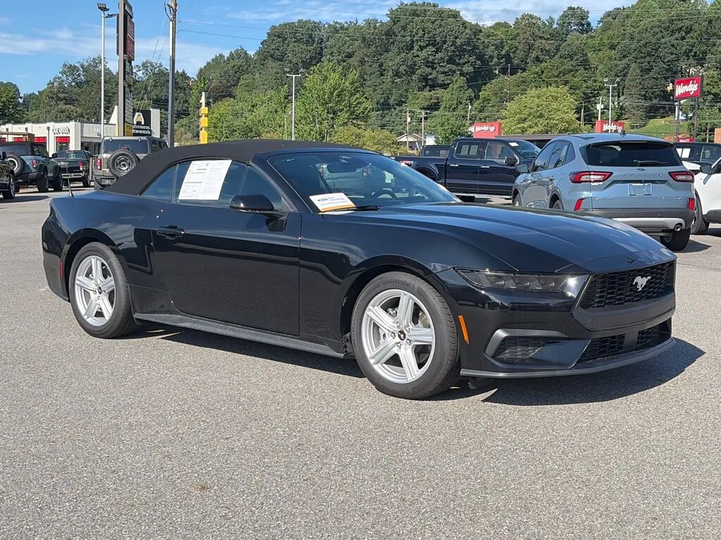 2026 Ford Mustang EcoBoost — photo 1 of 13
