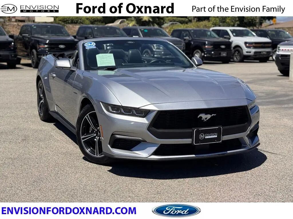 2025 Ford Mustang EcoBoost Premium — photo 1 of 13