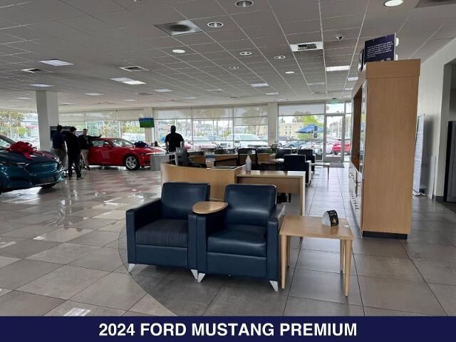 2024 Ford Mustang EcoBoost Premium