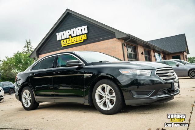 2018 Ford Taurus SE