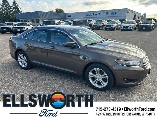 2016 Ford Taurus SEL